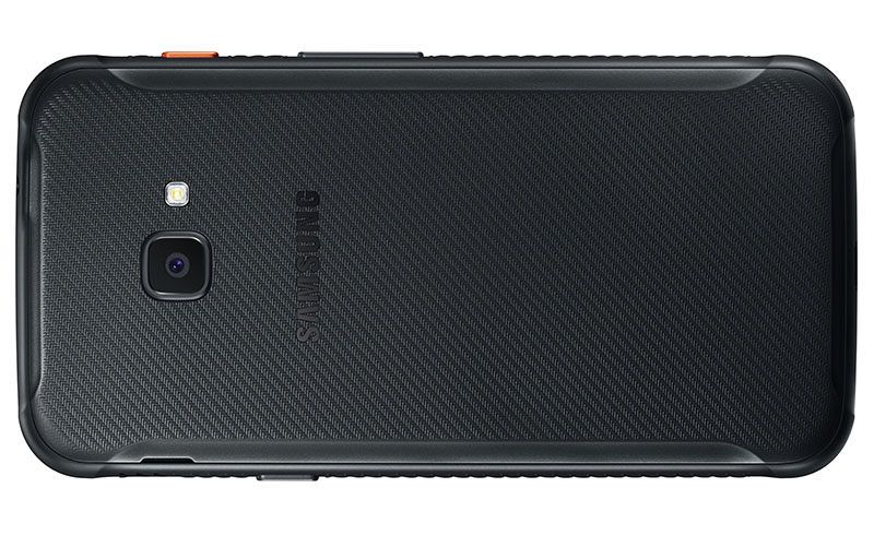 Galaxy Xcover 4s دژ مستحکم سامسونگ با طراحی قدیمی