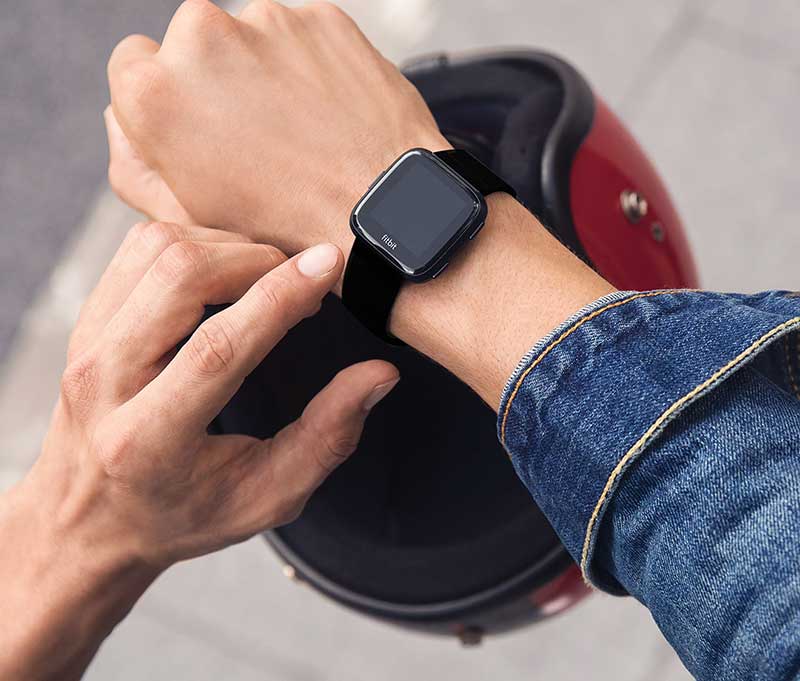ساعت Fitbit Versa معرفی شد :‌ فقط 200 دلار